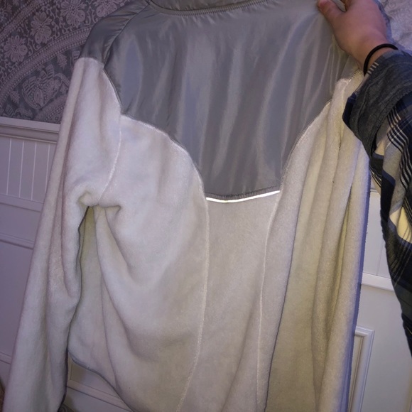 White & Gray Fuzzy Danskin Jacket - Picture 4 of 4